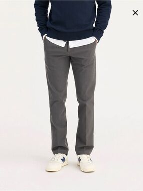 Dockers Men's Charcoal Straight-Leg Chinos